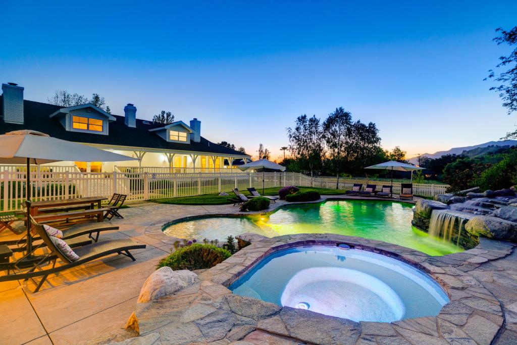 Resort Style Pool