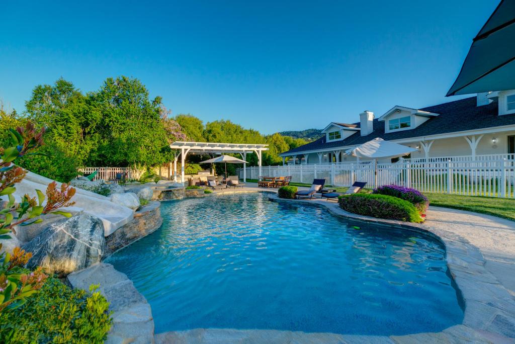 Resort Style Pool