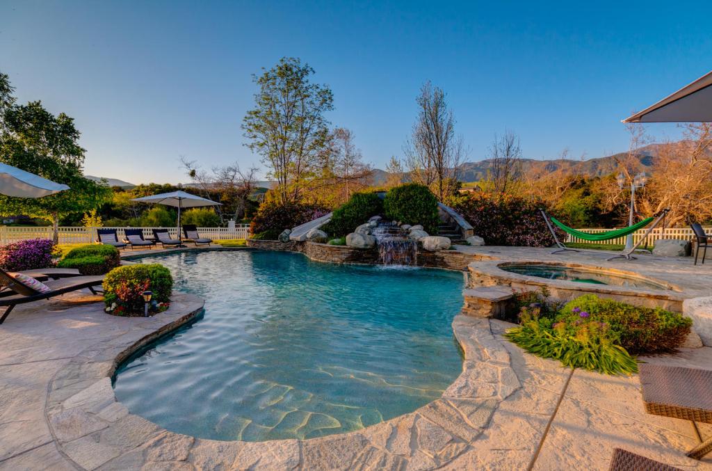 Resort Style Pool
